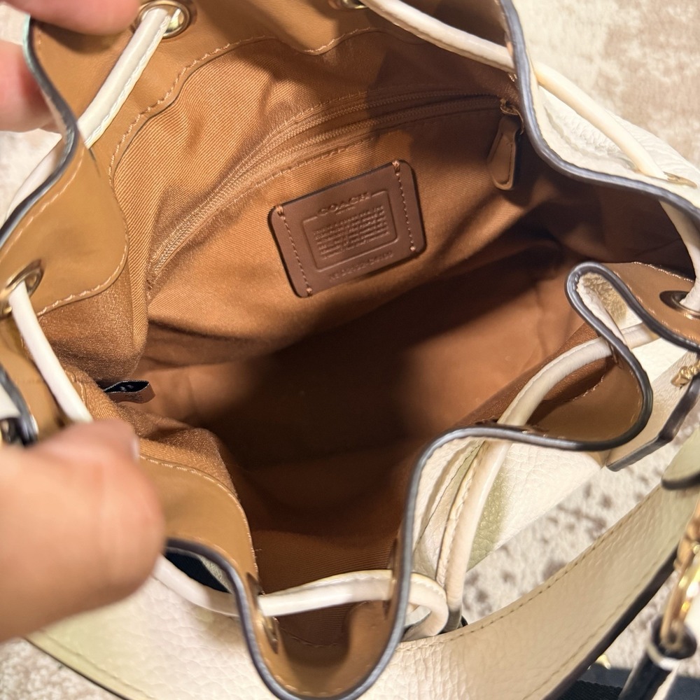 COACH Dempsey Drawstring Bucket Patch Bag Crossbody purse C4100 Chalk Ivory - Picture 4 of 6